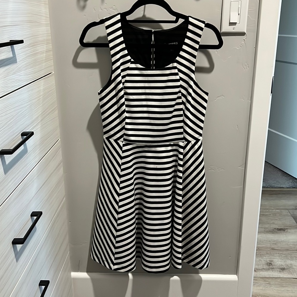 Express dress
